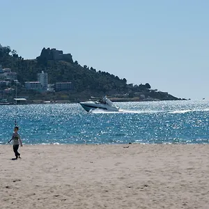 A Pie De Playa, Climatizado Y Parking Apartamento